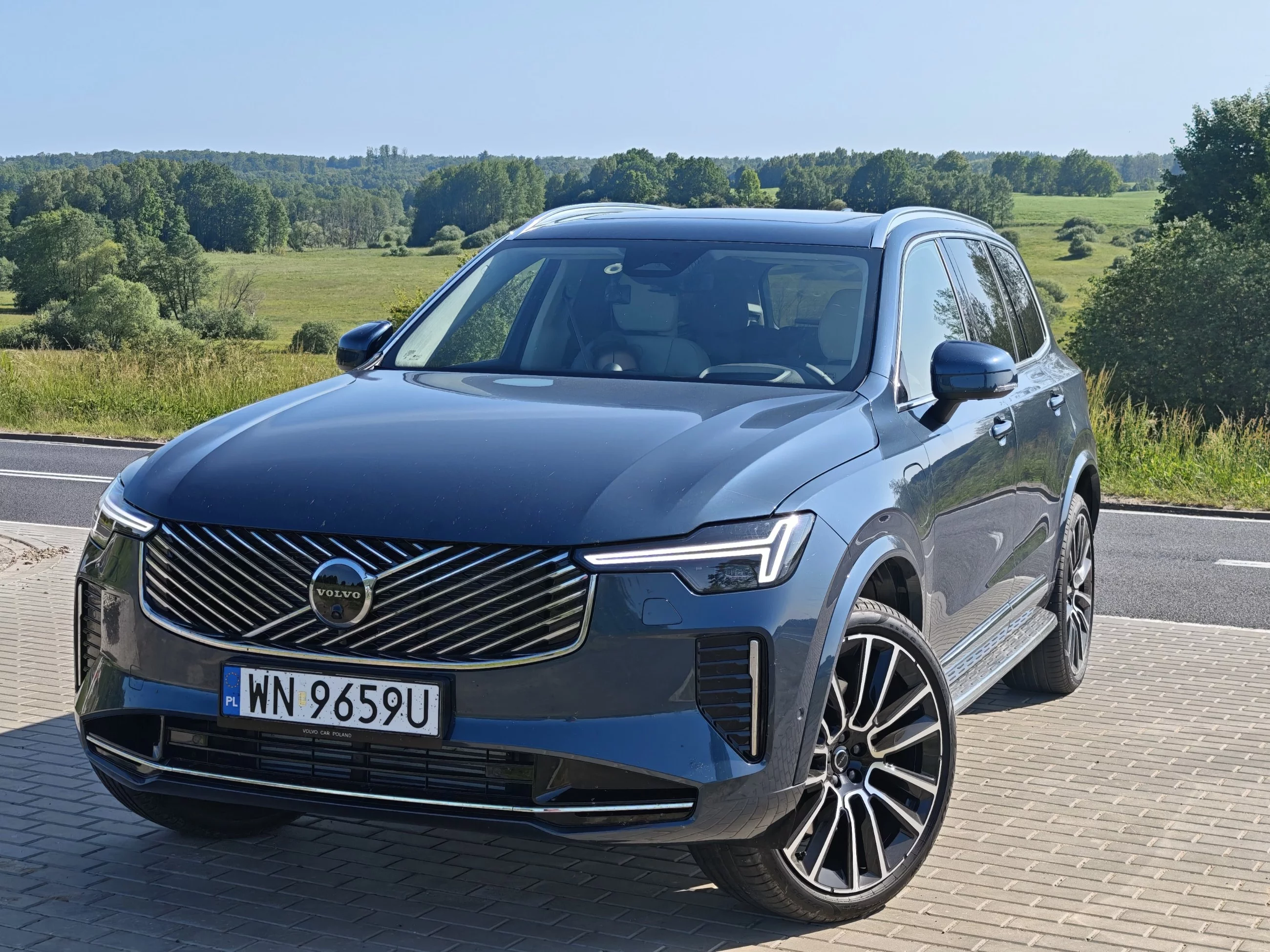 Volvo XC90 T8