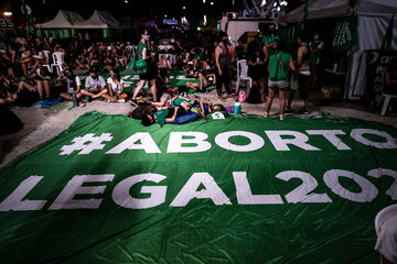 W grudniu 2020 r. Kongres Narodowy Argentyny zalegalizował aborcję do 14. tygodnia ciąży.