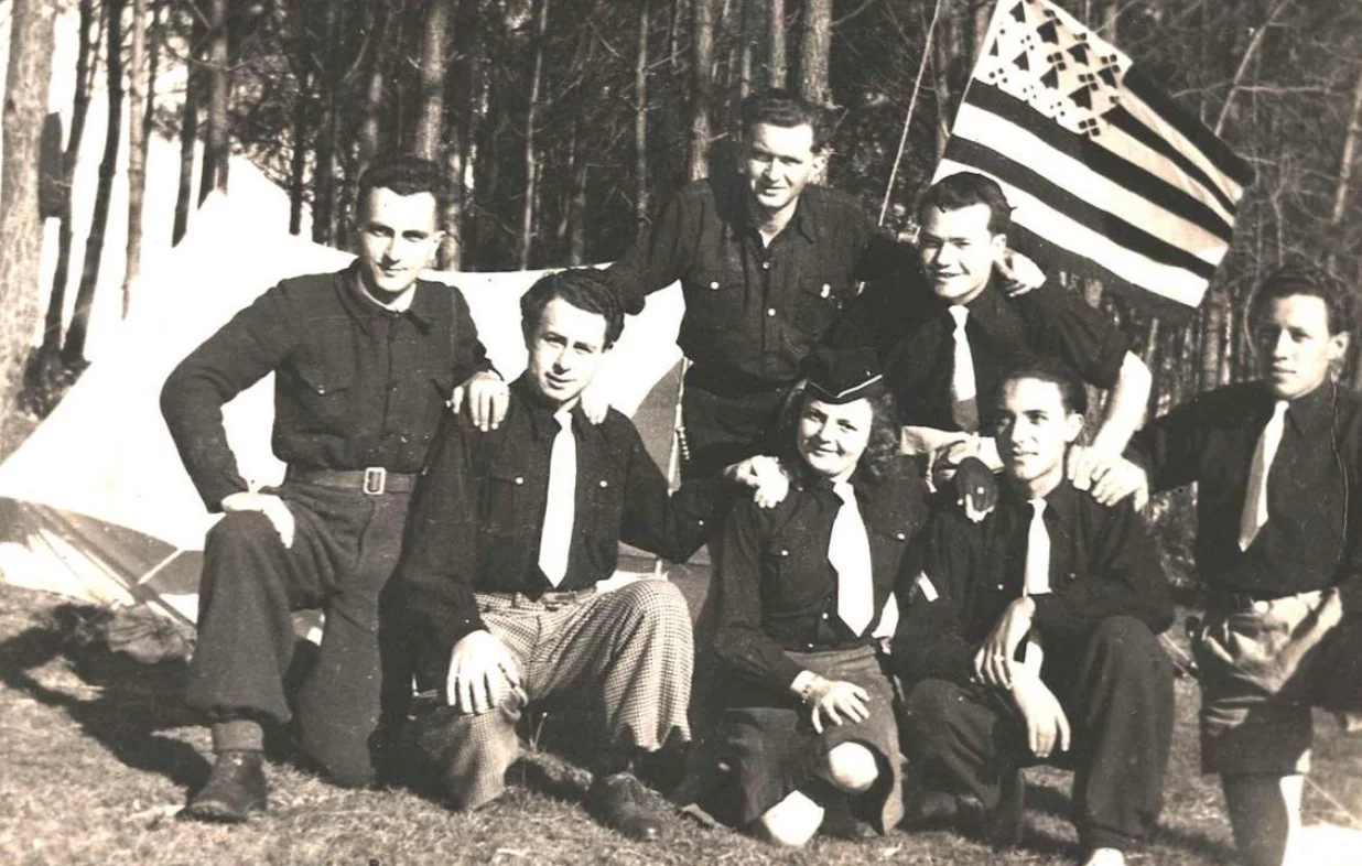 Bojownicy z Parti National Breton i jej milicji – Bagadou Stourm, z Saint-Nazaire, 1943 r.