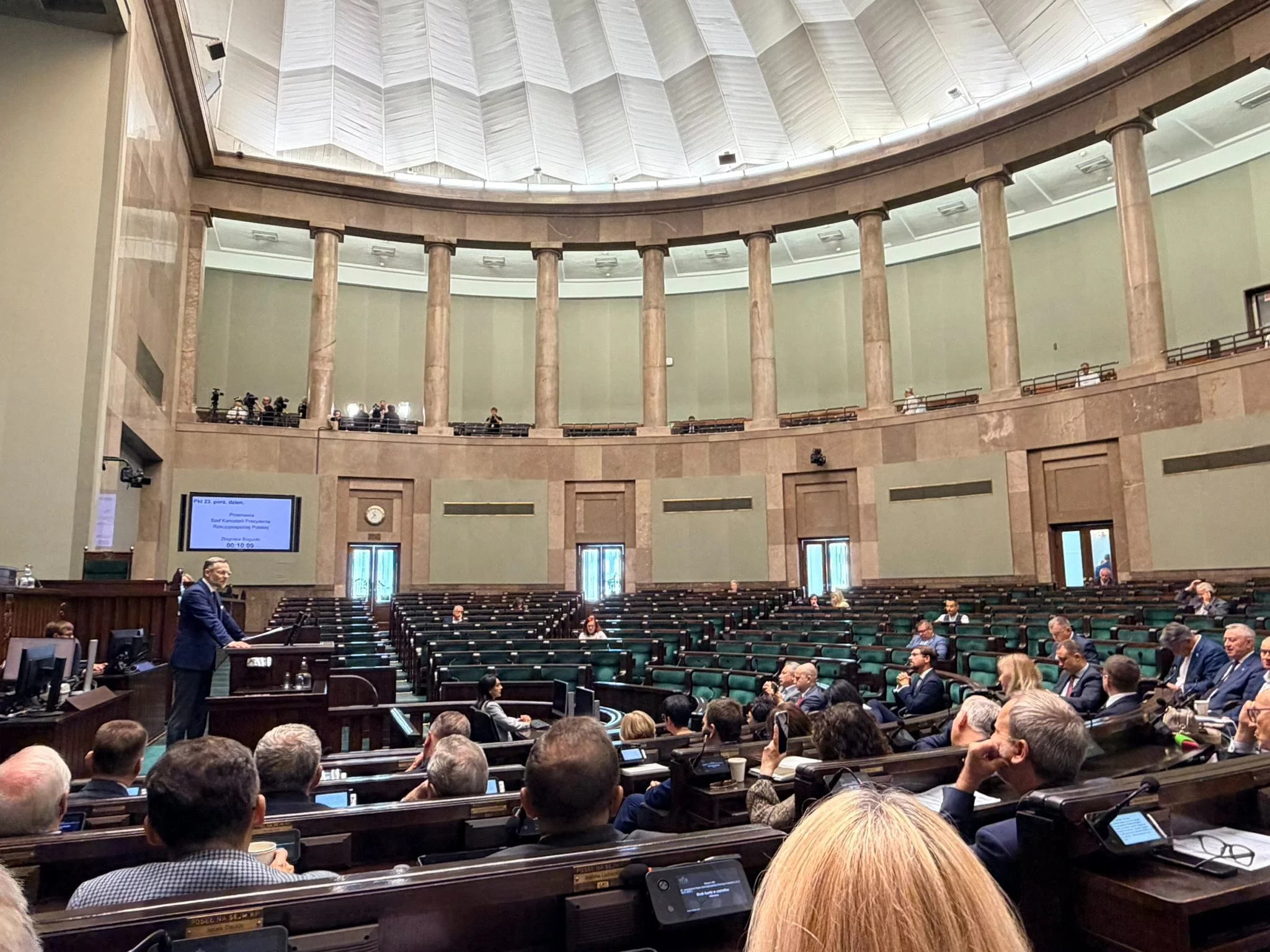 Sejm. Posłowie procedują projekt ustawy o zmianie ustawy o Instytucie Pamięci Narodowej - Komisji Ścigania Zbrodni przeciwko Narodowi Polskiemu