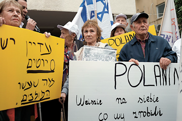 W ubiegły czwartek odbyły się protesty przed ambasadą RP w Tel Awiwie