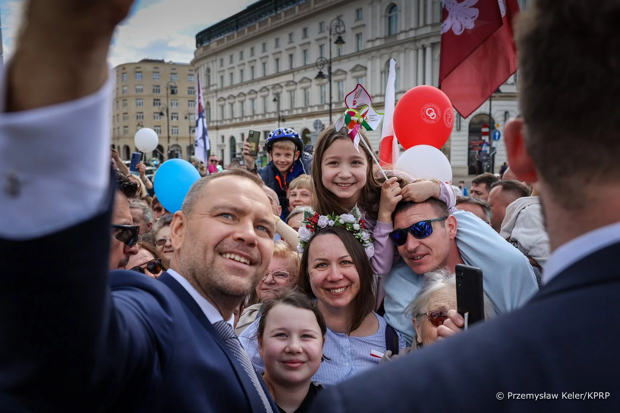 Prezydent Karol Nawrocki wziął udział w Narodowym Marszu Życia 2026