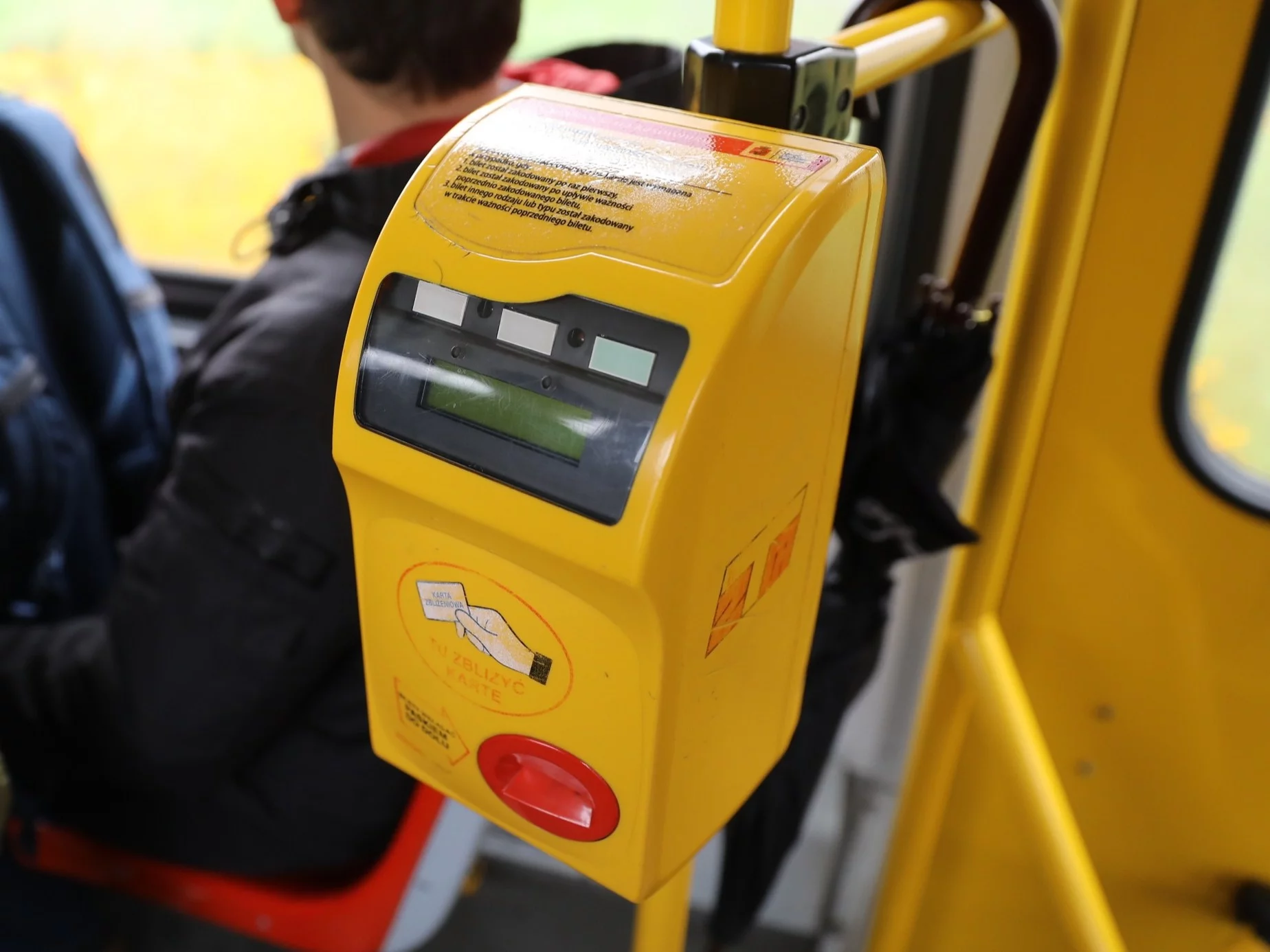 Autobus miejski, zdjęcie ilustracyjne