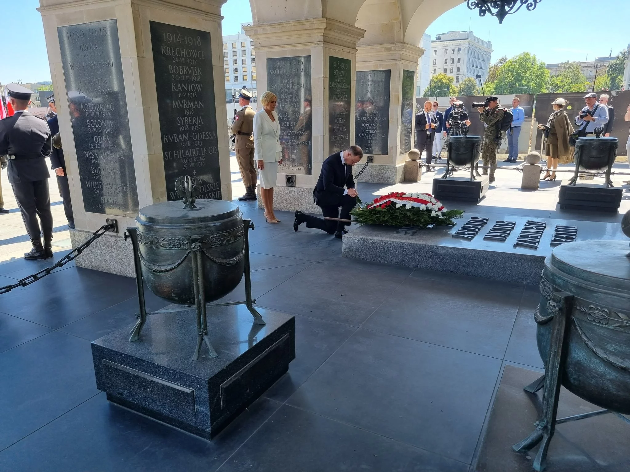 Święto Wojska Polskiego. Prezydent Andrzej Duda przed Grobem Nieznanego Żołnierza