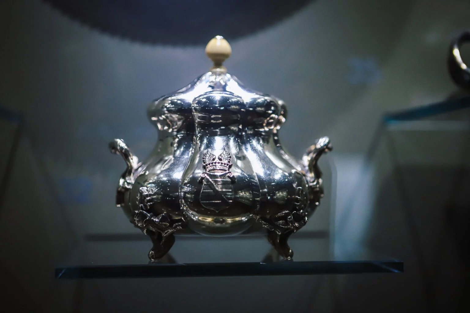 "Srebra firm warszawskich". Nowa wystawa Muzeum Mazowieckiego w Płocku