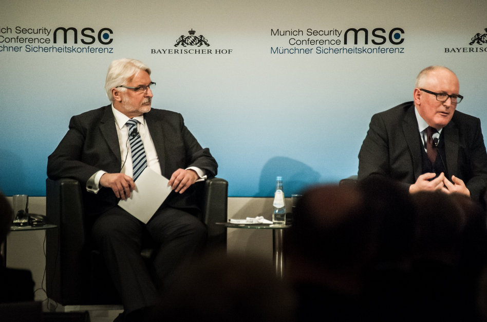 Witold Waszczykowski, Frans Timmermans