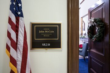 Waszyngton. Biuro Johna McCaina