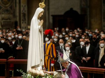 Watykan. Franciszek poświęcił Rosję i Ukrainę Niepokalanemu Sercu Maryi