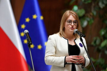Wdowa po Pawle Adamowiczu, posłanka Parlamentu Europejskiego Magdalena Adamowicz podczas konferencji prasowej