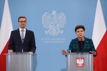 Wicepremier Beata Szydło i  premier Mateusz Morawiecki