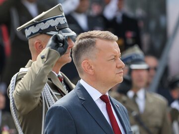 Wicepremier, szef MON Mariusz Błaszczak podczas obchodów Święta Wojska Polskiego 2022