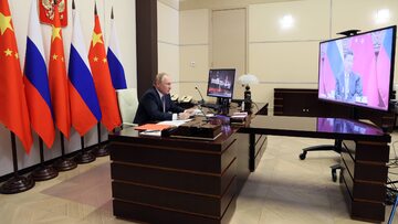 Wideokonferencja Władimira Putina i Xî Jinpinga