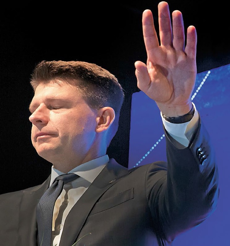 Ryszard Petru w ubiegłym tygodniu przegrał wybory lidera partii Nowoczesna z Katarzyną Lubnauer