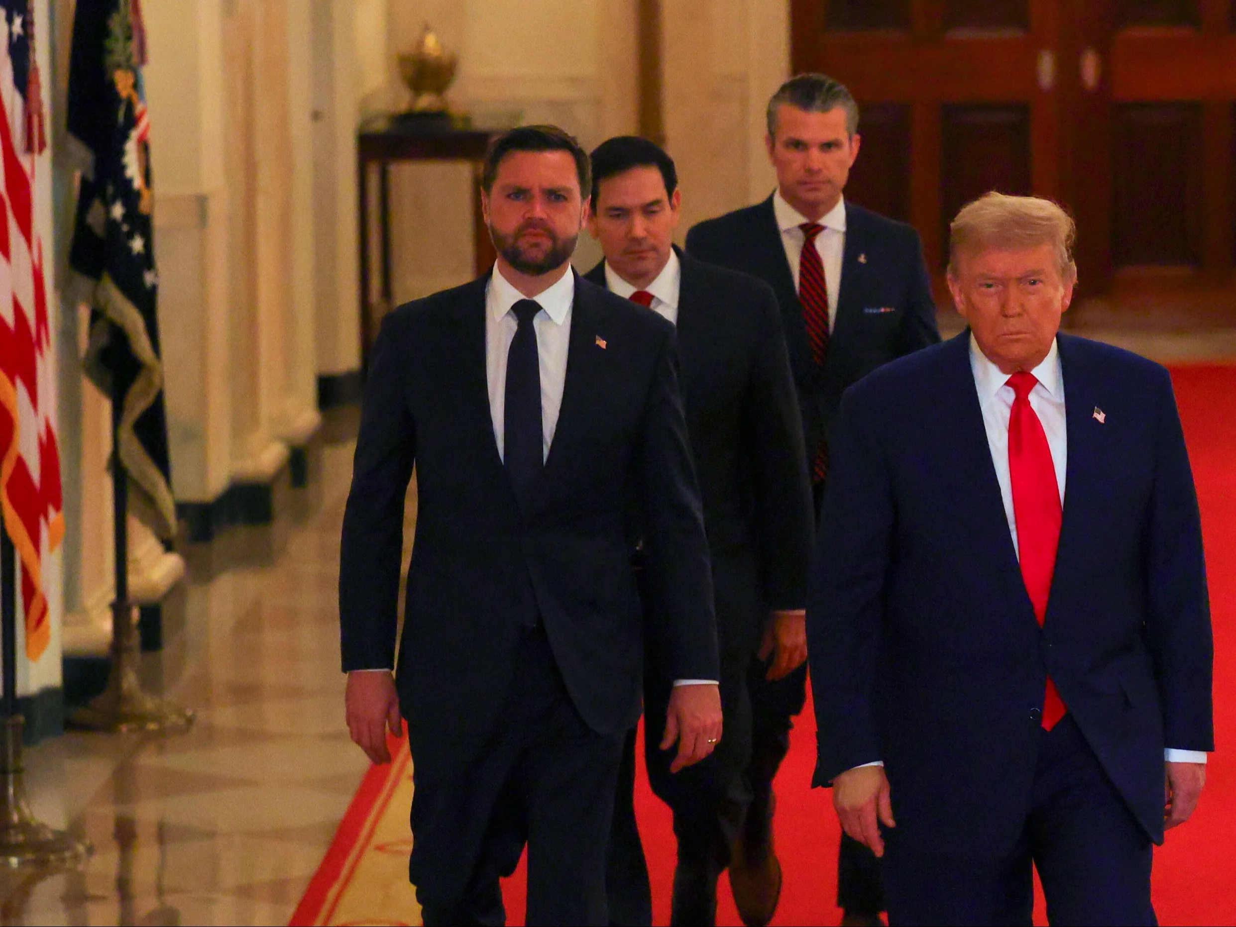 Donald Trump (R) Pete Hegseth (2-R), JD Vance (L) Marco Rubio (2-L)