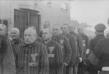 Więźniowie KL Sachsenhausen. Zdjęcie z 1938 roku.