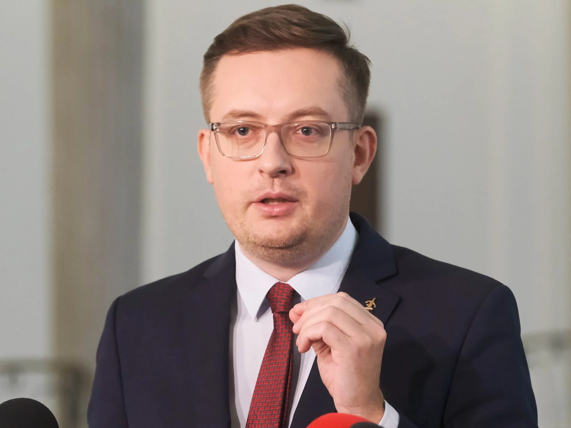 Winnicki: Kwestionuję te wybory, one są kręcone