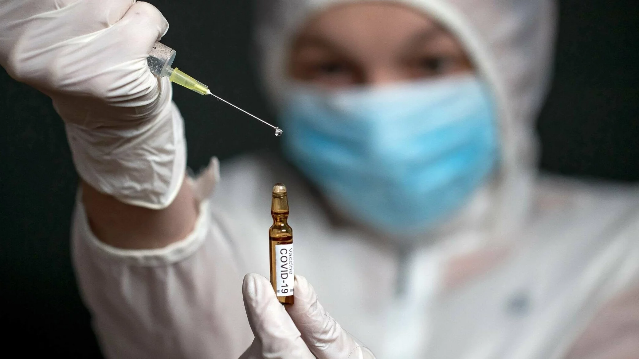 Niemiecki wirusolog przyznaje się do błędu. Szczepionki nie chroniły