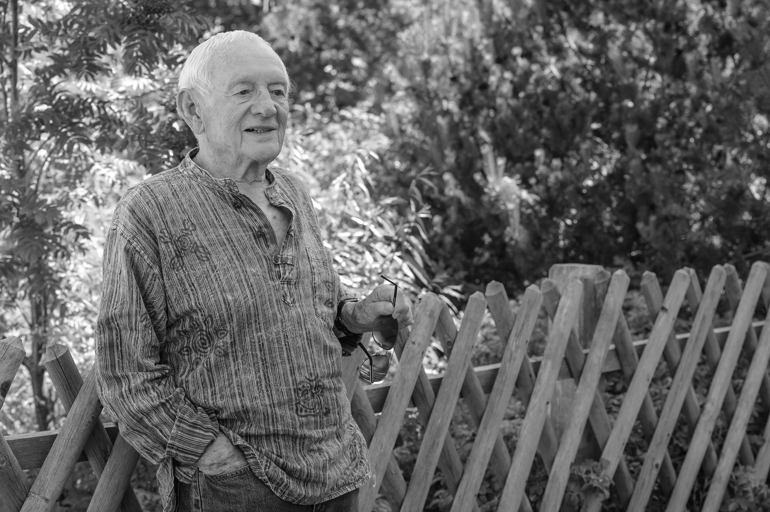 Witold Pyrkosz – polski aktor teatralny i filmowy. Znany między innymi z ról w serialu „Czterej pancerni i pies”, „Janosik” czy „M jak Miłość”. Zmarł 22 kwietnia 2017 r.