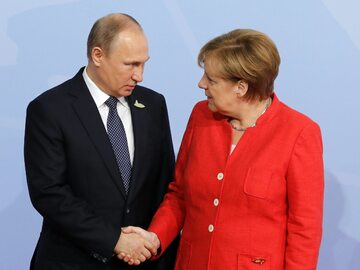 Władimir Putin i Angela Merkel