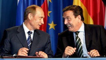 Władimir Putin i Gerhard Schroeder, Hanower 2005 r.
