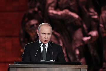 Władimir Putin przemawia podczas Światowego Forum Holokaustu w Jerozolimie