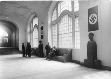Wnętrze siedziby Gestapo w Berlinie (1934)