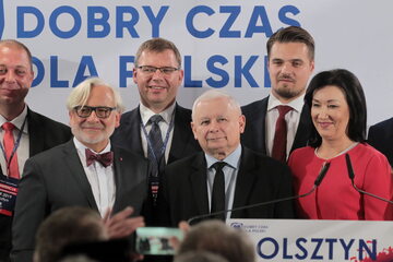 Wojciech Maksymowicz, Jarosław Kaczyński, Małgorzata Kopiczko, Artur Chojecki i Michał Wypij
