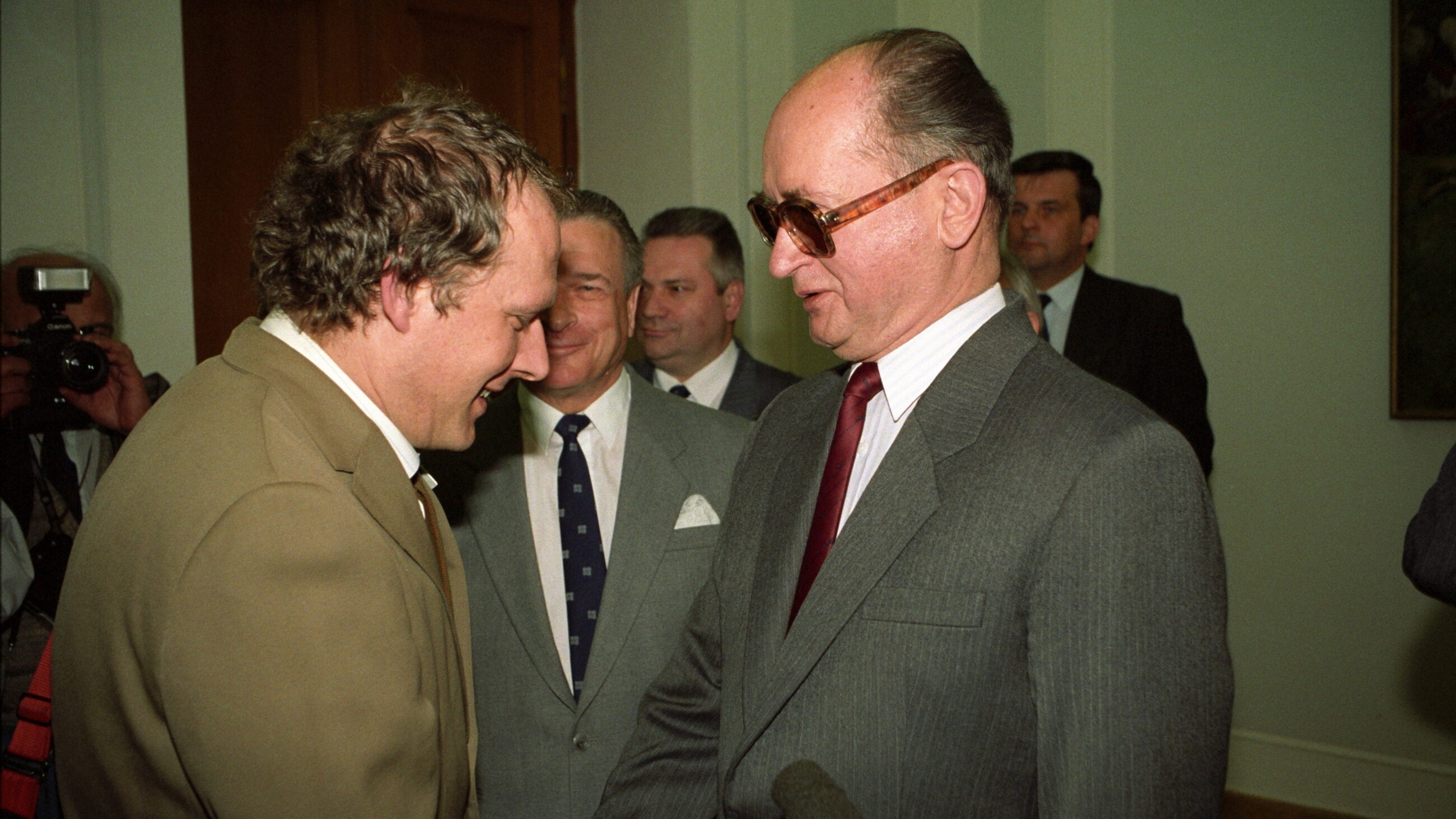 Adam Michnik i Wojciech Jaruzelski