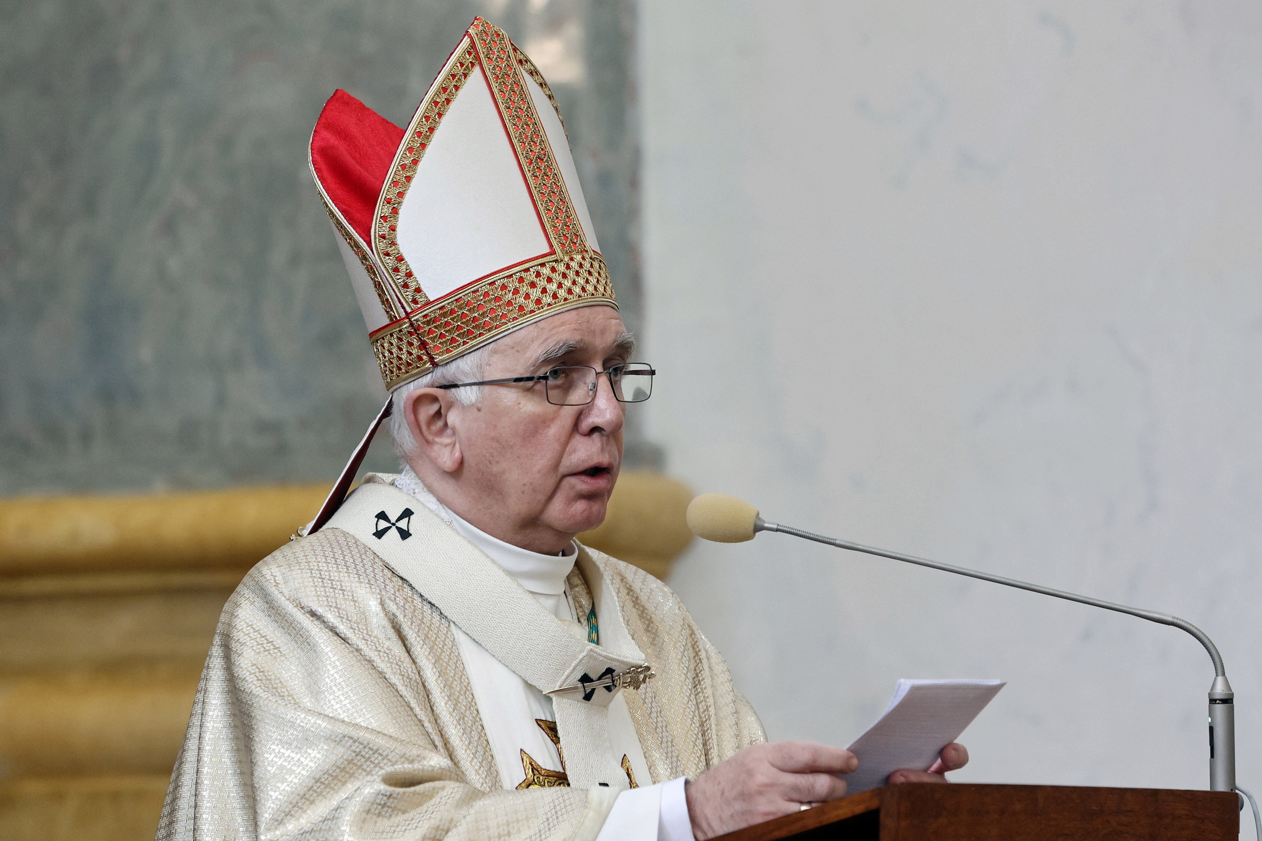 Metropolita częstochowski abp Wacław Depo