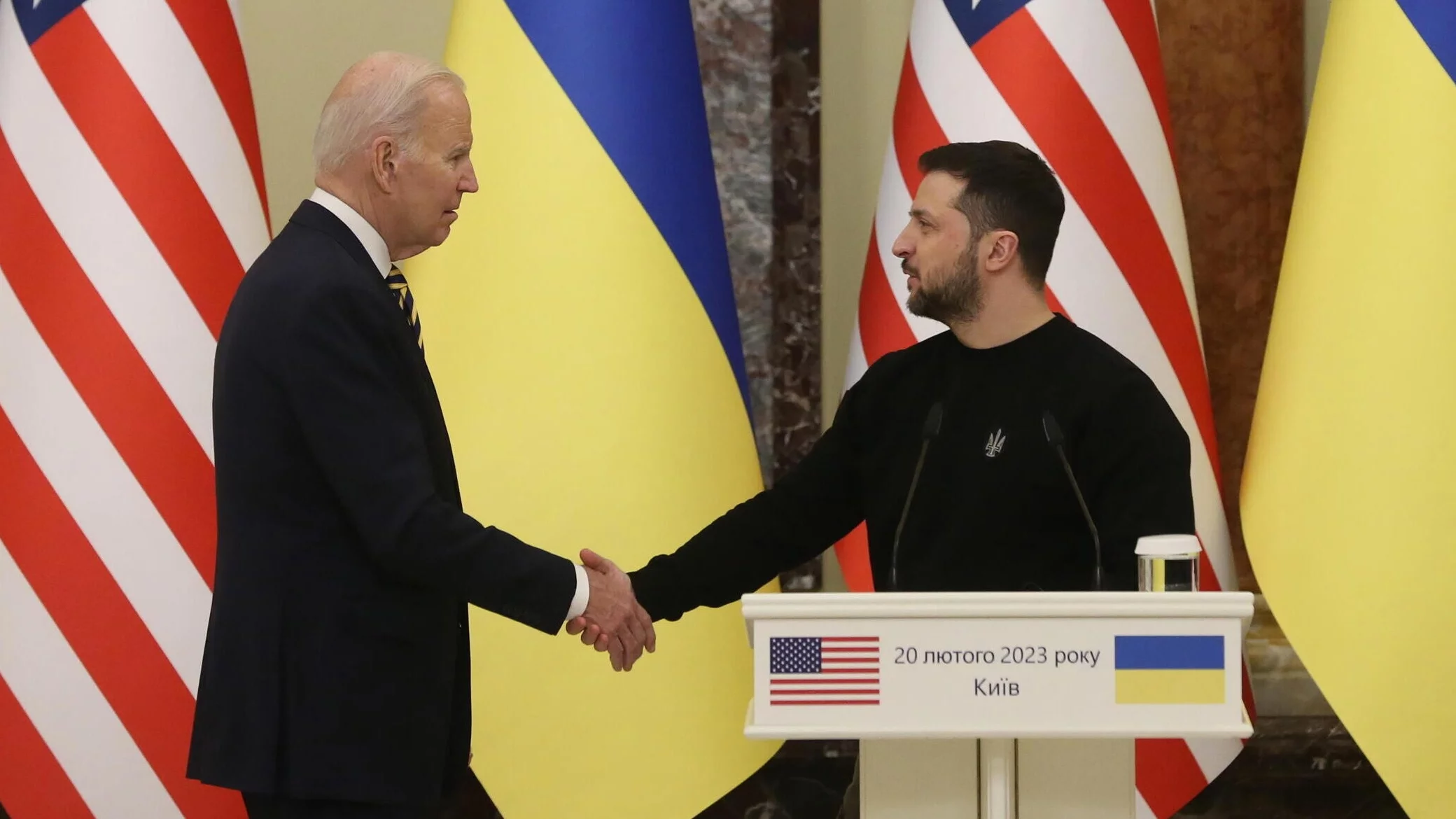 Prezydent USA Joe Biden i prezydent Ukrainy Wołodymyr Zełenski