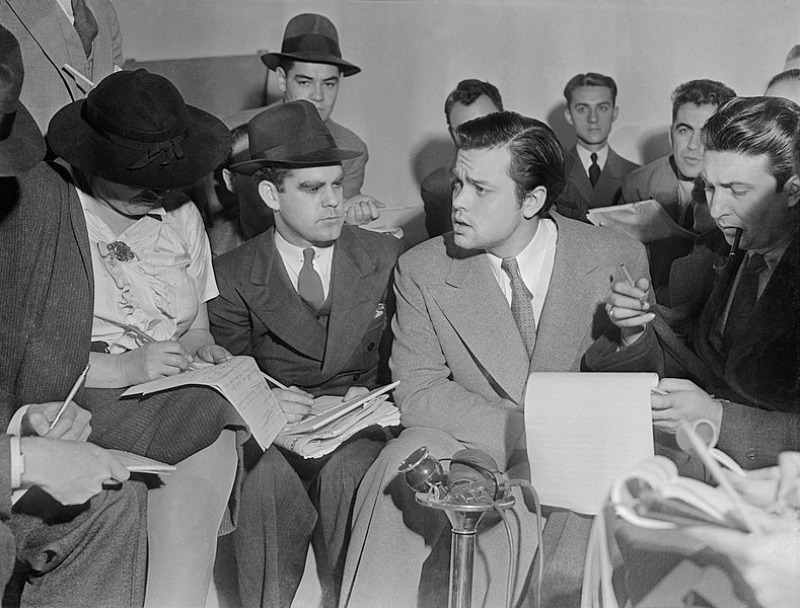 Orson Welles na konferencji prasowej, 31 października 1938 rok