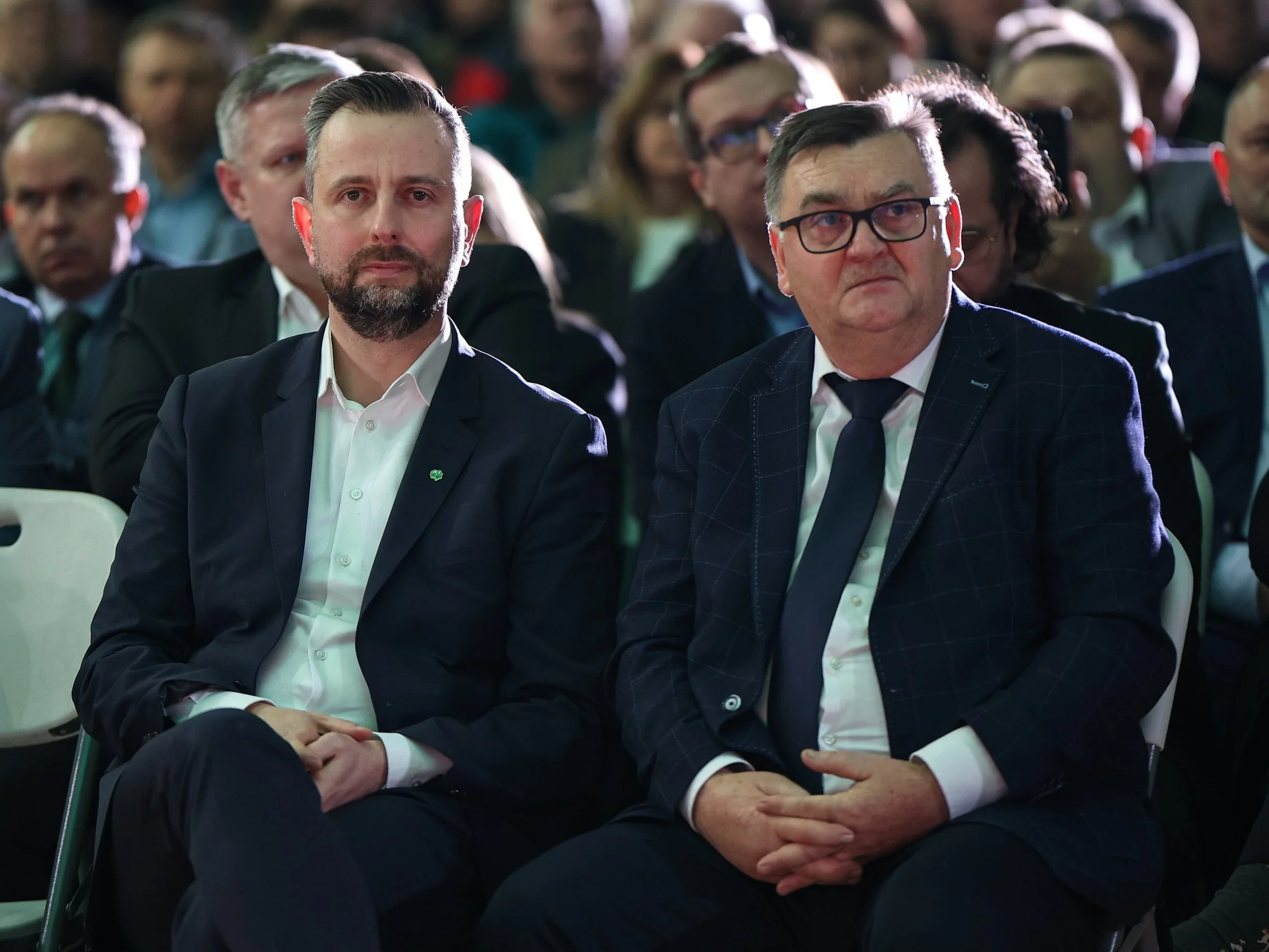 Szef MON Władysław Kosiniak-Kamysz i wójt Gdowa Zbigniew Wojas
