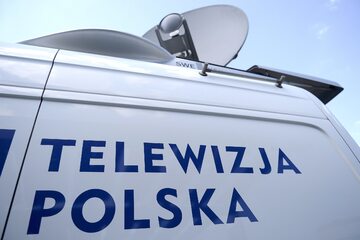 Wóz satelitarny Telewizji Polskiej, zdjęcie ilustracyjne