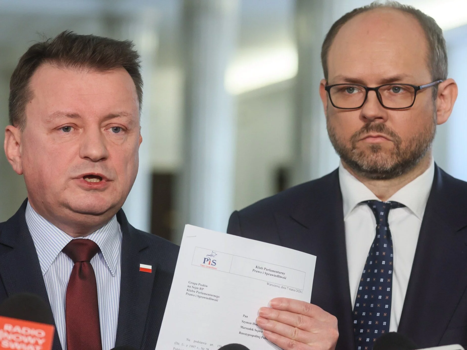 Mariusz Błaszczak i Marcin Przydacz (PiS)