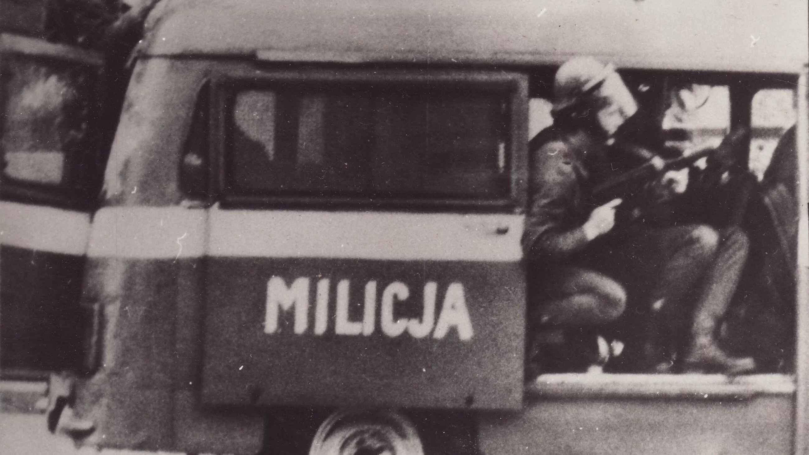 Wrzasnęli hasło – wojna!