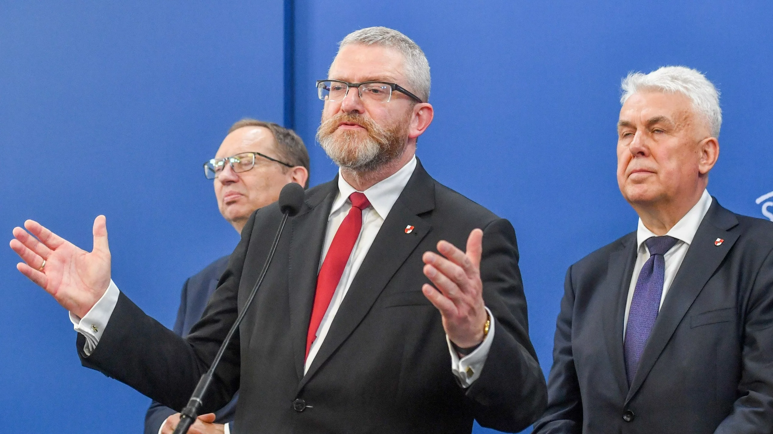 Cooperation with Braun? A clear position with PiS
