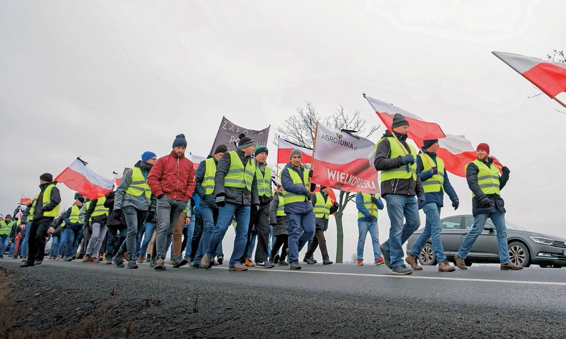 Rząd pod społeczną presją