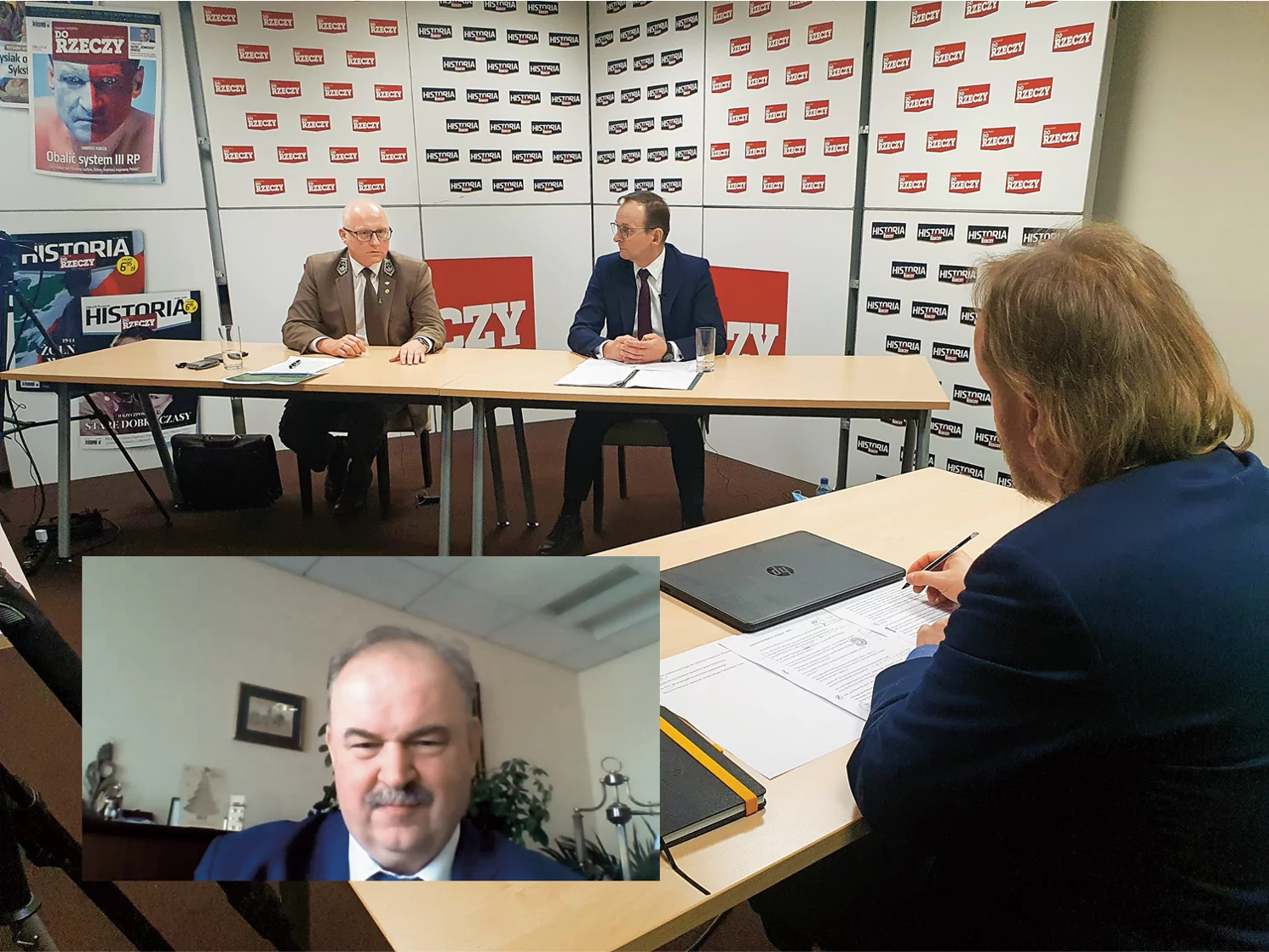 W redakcji „Do Rzeczy” debatowali (od lewej): Andrzej Konieczny, dyrektor generalny Lasów Państwowych, i wiceminister środowiska Edward Siarka. Wicemarszałek województwa podkarpackiego – Piotr Pilch – dołączył do dyskusji przez Internet