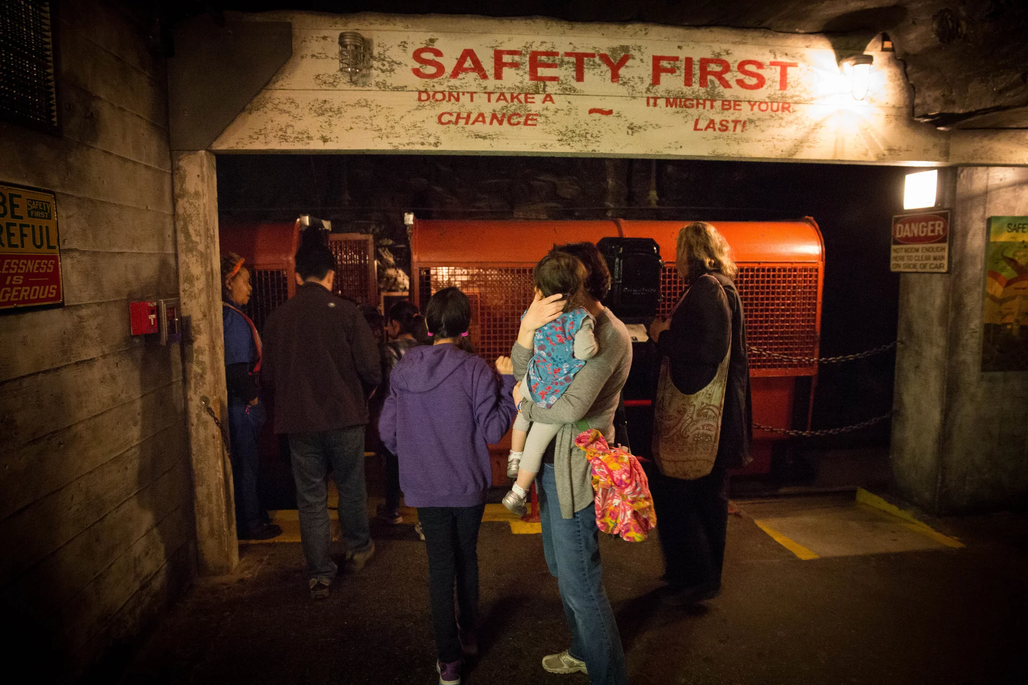 W serii wybuchów zginęło kilkudziesięciu górników