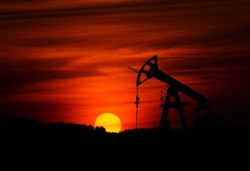Wydobycie ropy naftowej, zdjęcie ilustracyjne
