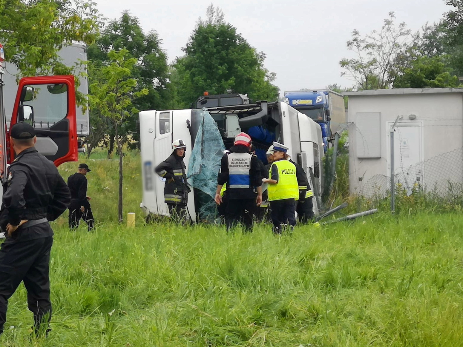 Miejsce wypadku na drodze krajowej nr 45 w miejscowości Jełowa