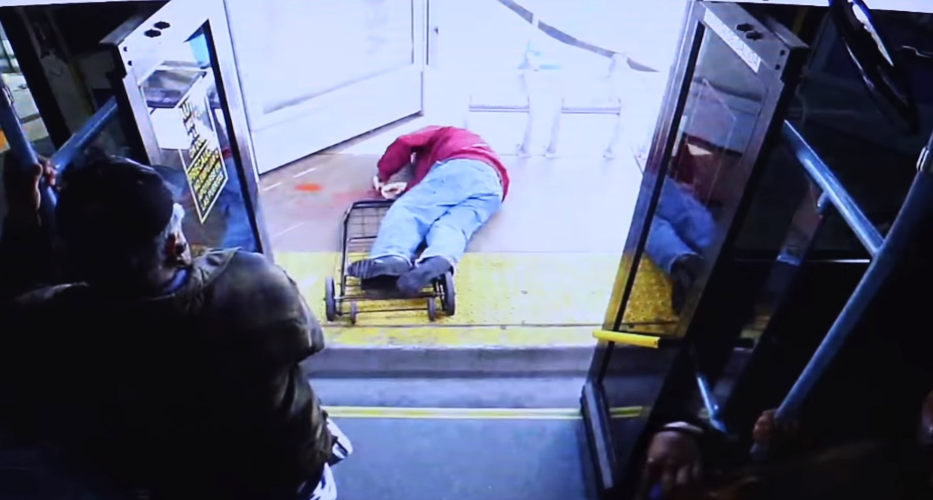 Mężczyzna z obrażeniami głowy trafił do szpitala. Zmarł dwa dni  później.