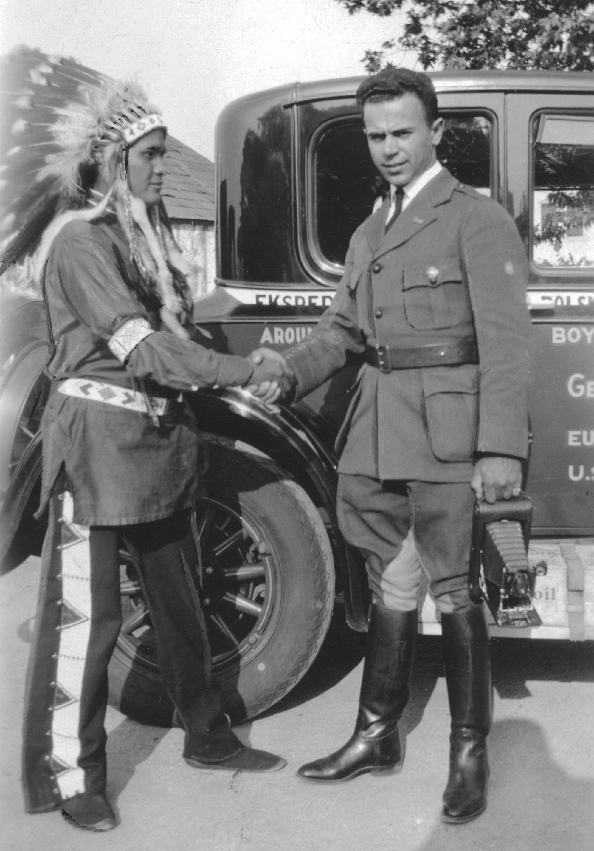 Jerzy Jeliński w roku 1928 w USA, w trakcie swojej wyprawy dookoła świata