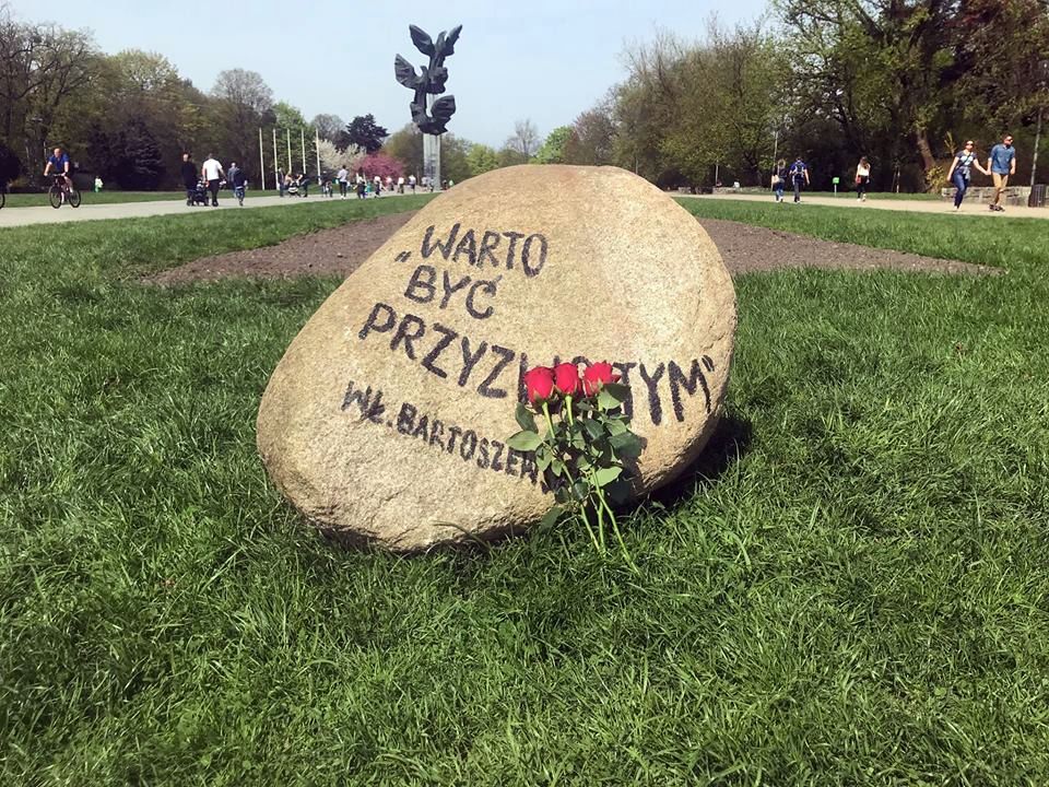 Głaz poświęcony Władysławowi Bartoszewskiemu