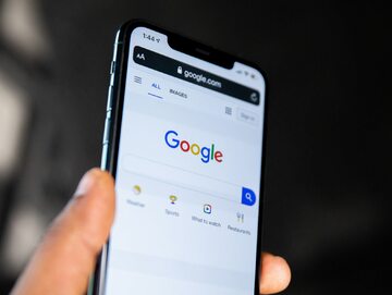 Wyszukiwarka Google na smartfonie