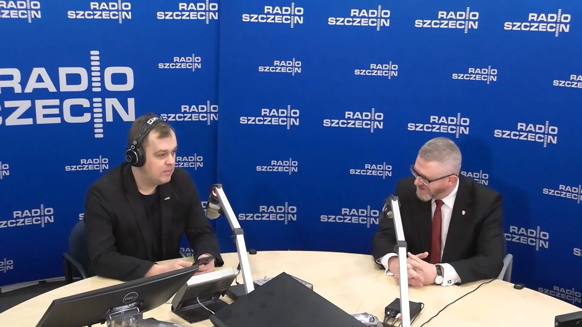 Dziwny "wywiad" ze znanym politykiem. KRRiT: Niedopuszczalne zachowanie