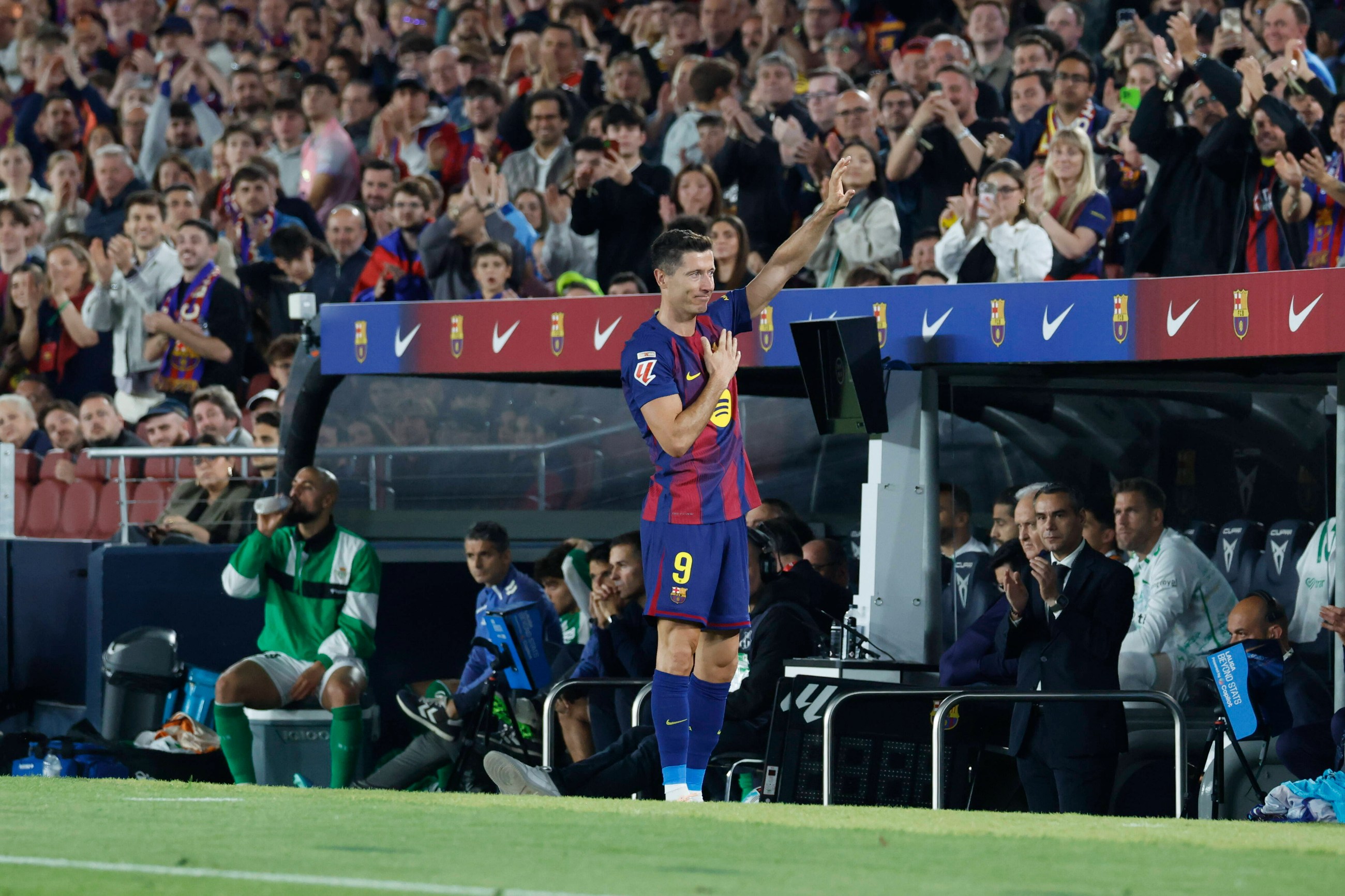 Robert Lewandowski pożegnał się na Camp Nou z klubem FC Barcelona