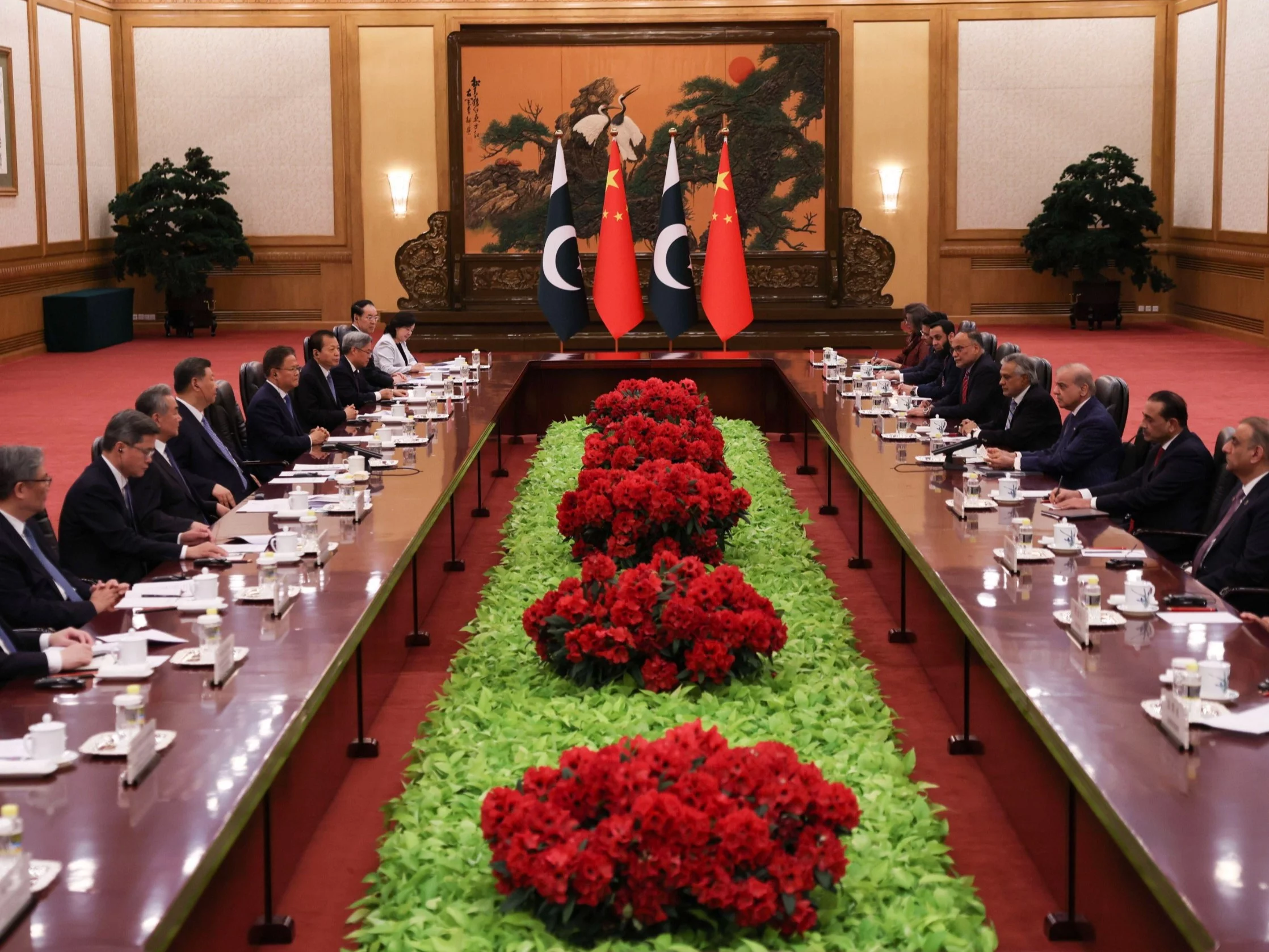 Xi Jinping spotkał się w Pekinie z premierem Pakistanu Sharifem