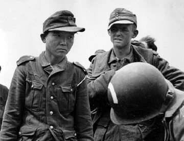 Yang Kyoungjong w niewoli amerykańskiej (1944)