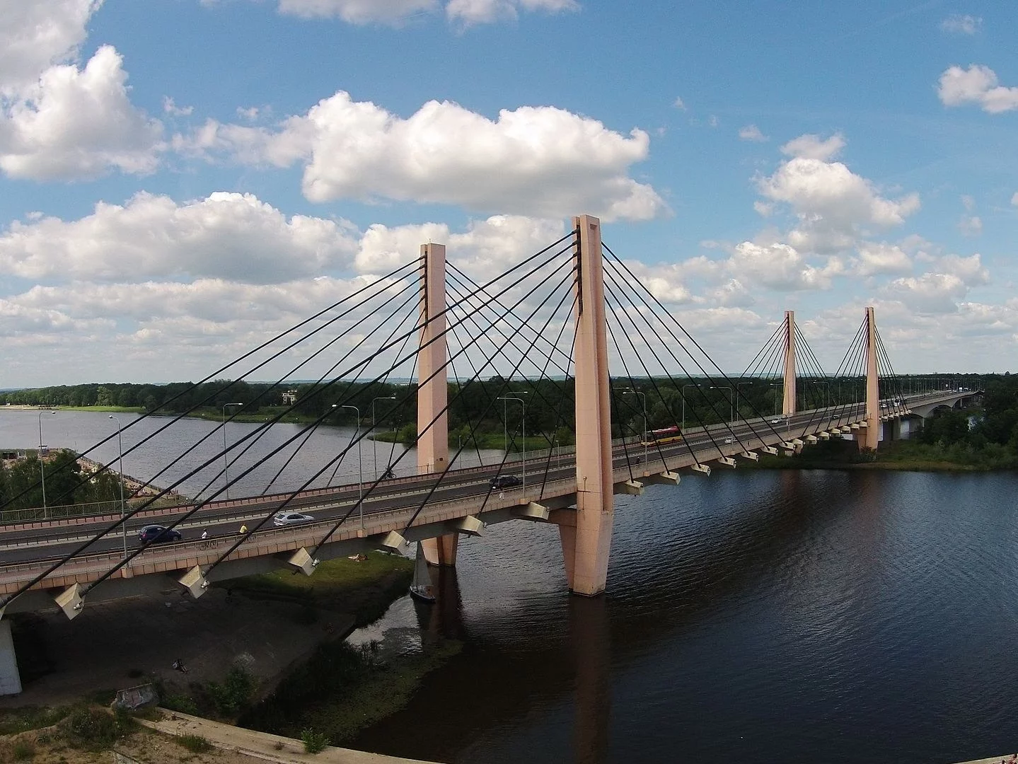 Most Milenijny nad Odrą we Wrocławiu